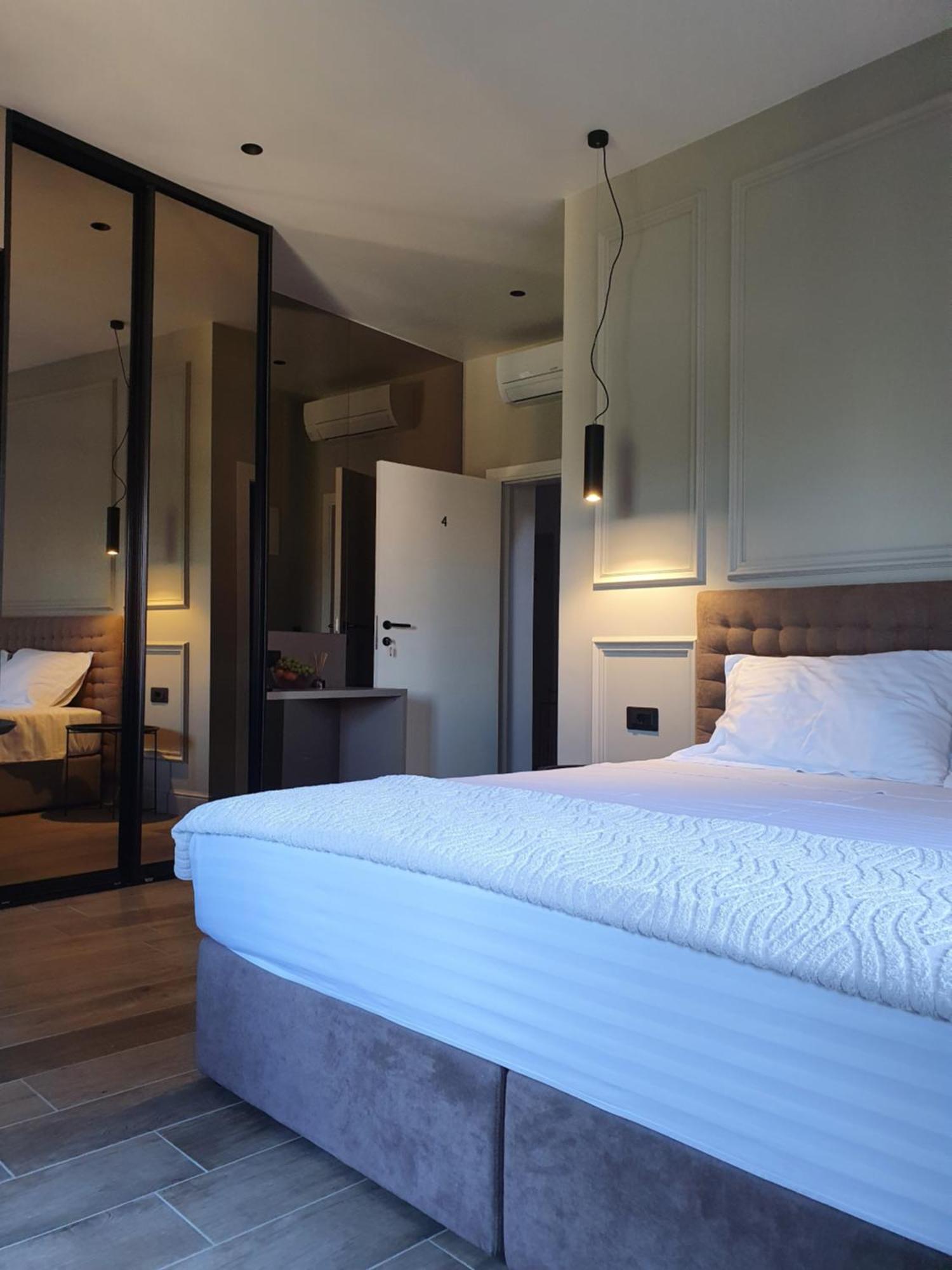 Dora Rooms And Studios Sutivan ภายนอก รูปภาพ
